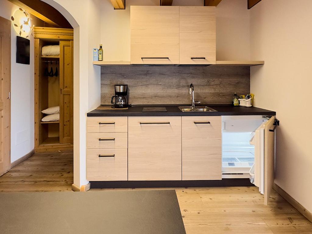 קומזדורה Residence Garni Il Giglio מראה חיצוני תמונה